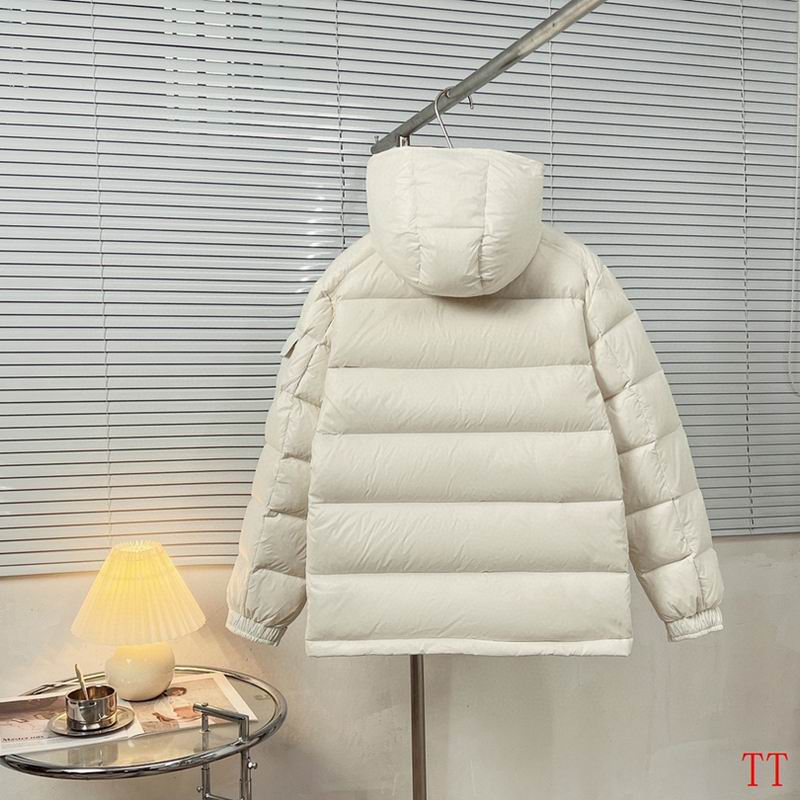 Les doudounes Moncler homme allient élégance et performance pour offrir une protection optimale contre le froid.