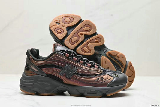Les baskets New Balance allient style et confort. Leur design classique et leurs matériaux de haute qualité en font un choix idéal pour les amateurs de sneakers.pas cher. Le moins cher.