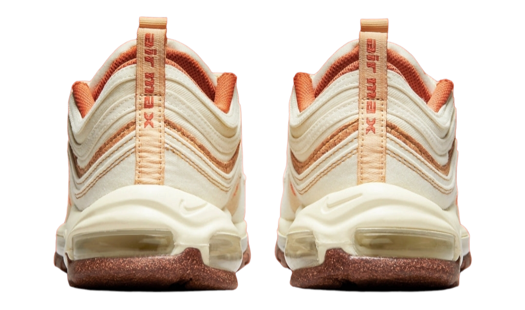 Les baskets Nike Air Max 97 sont synonymes de style emblématique et de confort absolu. Leur design ondulé distinctif.pas cher. Le moins cher. 