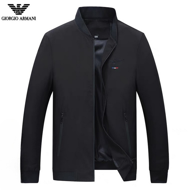 Les vestes Armani allient élégance et modernité. Leur design sophistiqué et leurs matériaux haut de gamme en font un choix incontournable.pas cher. Le moins cher.