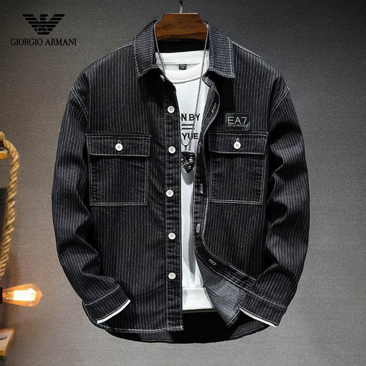 Les vestes Armani allient élégance et modernité. Leur design sophistiqué et leurs matériaux haut de gamme en font un choix incontournable.pas cher. Le moins cher.
