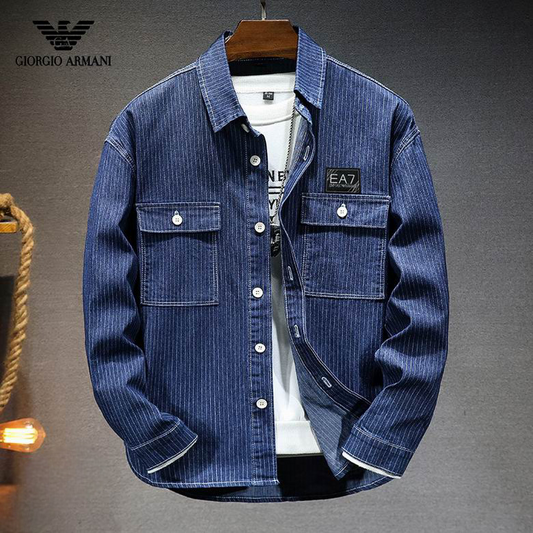 Les vestes Armani allient élégance et modernité. Leur design sophistiqué et leurs matériaux haut de gamme en font un choix incontournable.pas cher. Le moins cher.