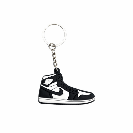 Les porte-clés sneakers fashion sont bien plus qu’un simple accessoire pratique ; ils incarnent l’essence du style urbain et moderne.