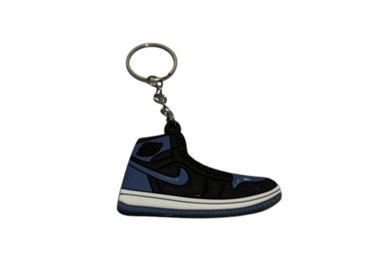 Les porte-clés sneakers fashion sont bien plus qu’un simple accessoire pratique ; ils incarnent l’essence du style urbain et moderne.