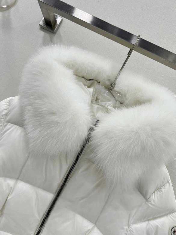 Les doudounes manteau Moncler Femme, ainsi que les Moncler Femme, incarnent un style et un raffinement incomparables. Au meilleur prix 