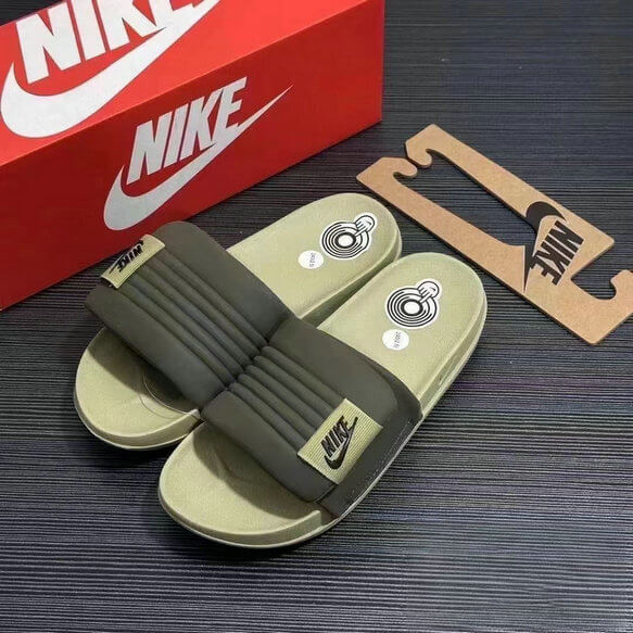 Les sandales claquettes nike sont un incontournable pour ceux qui recherchent un mélange parfait entre confort et style décontracté.