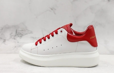  les chaussures Alexander McQueen Femme sont un témoignage de l'engagement de la marque à combiner style et audace. Exceptionnel pas Cher. Le moins cher.