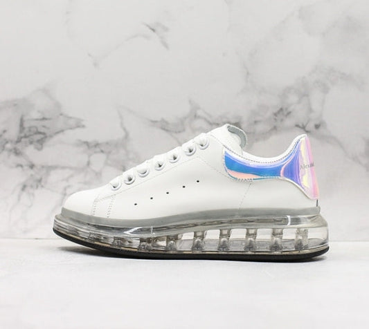  les chaussures Alexander McQueen Femme sont un témoignage de l'engagement de la marque à combiner style et audace. Exceptionnel pas Cher. Le moins cher.