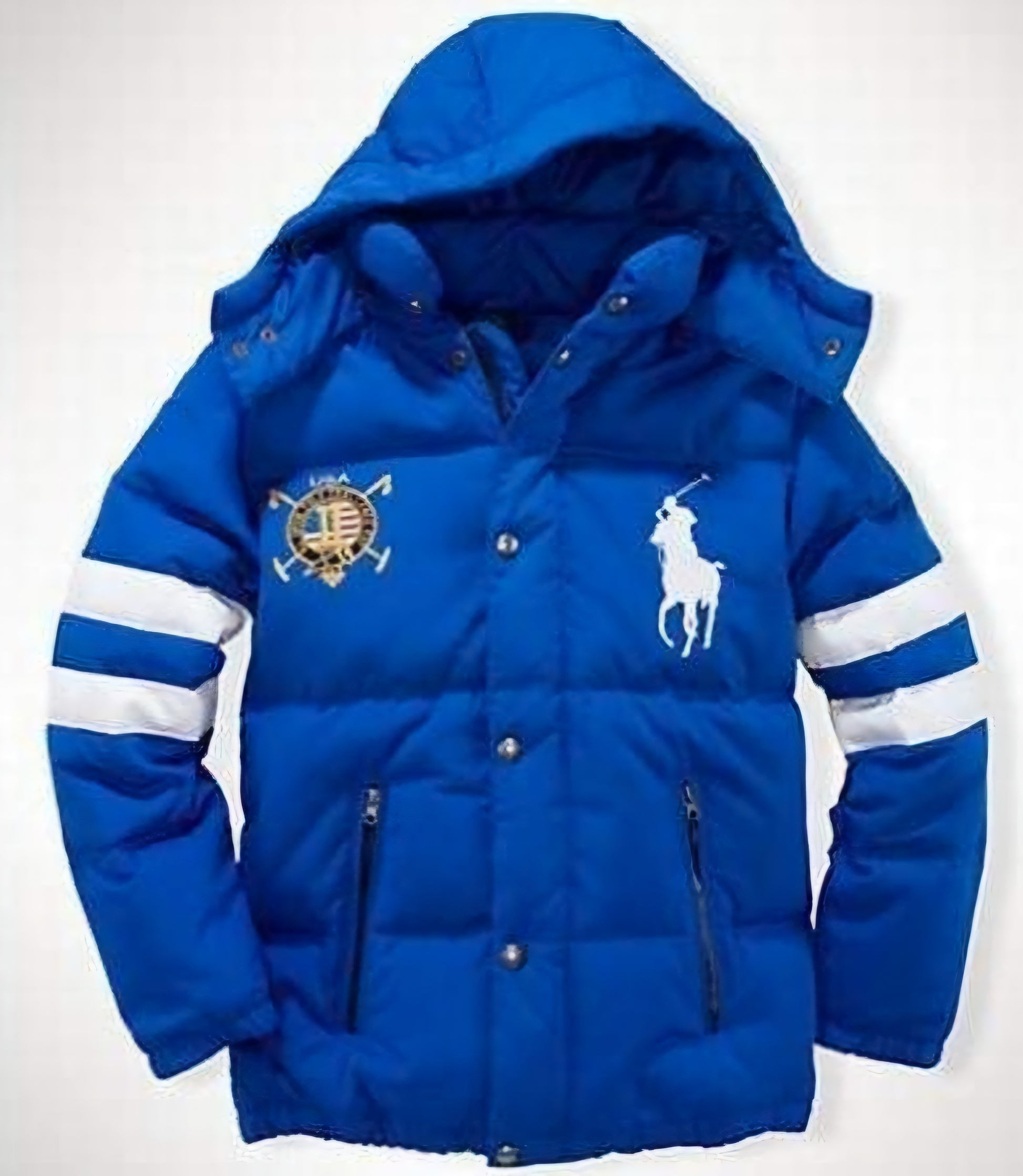 Les doudounes Ralph Lauren offrent une élégance intemporelle et une qualité exceptionnelle. Leur design raffiné et leurs matériaux haut de gamme 
