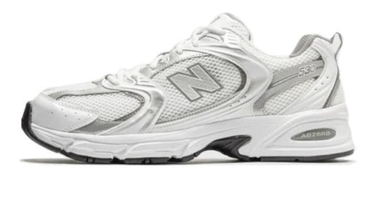 Les baskets New Balance allient style et confort. Leur design classique et leurs matériaux de haute qualité en font un choix idéal pour les amateurs de sneakers.pas cher. Le moins cher.