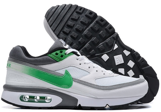 Les baskets Nike Air Max BW allient un style intemporel à un confort inégalé. Leur design classique  de haute qualité .pas Cher. le moins cher.