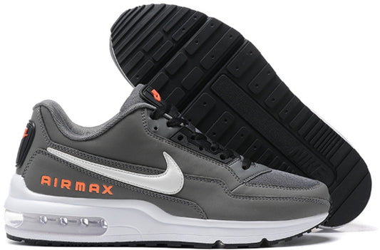 Les baskets Nike Air Max LTD3 allient style et performance de manière exceptionnelle. Leur design moderne et leurs matériaux de haute qualité en font un choix incontournable.
