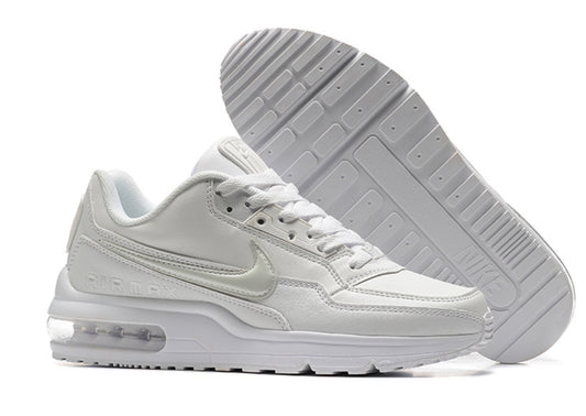 Les baskets Nike Air Max LTD3 allient style et performance de manière exceptionnelle. Leur design moderne et leurs matériaux de haute qualité en font un choix incontournable.