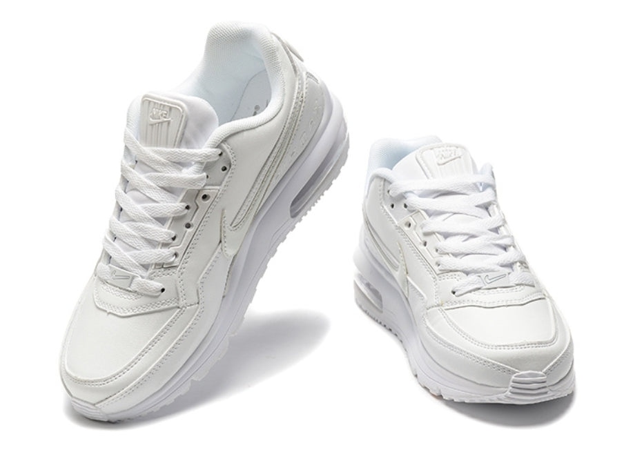Les baskets Nike Air Max LTD3 allient style et performance de manière exceptionnelle. Leur design moderne et leurs matériaux de haute qualité en font un choix incontournable.