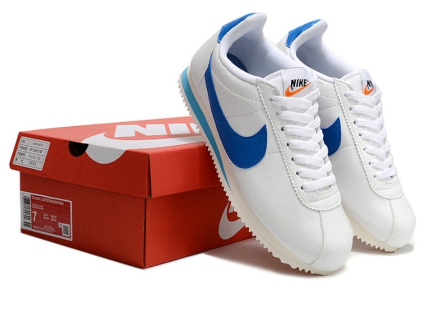 Les baskets Nike Cortez offrent un style intemporel et une silhouette emblématique. Leur design rétro et leurs matériaux de qualité. Pas cher. Le moins cher.