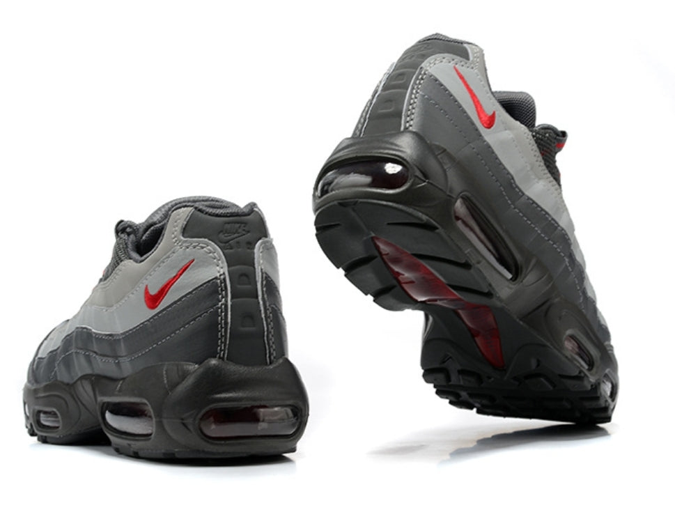 Les baskets Nike Air Max 95 sont synonymes de style emblématique et de confort absolu.  design. Pas cher.moin cher. Retro