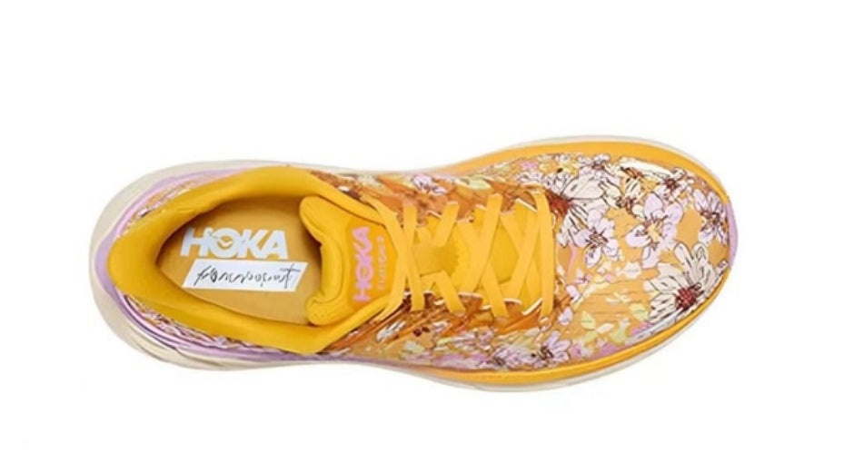 Hoka One One Bondi 8