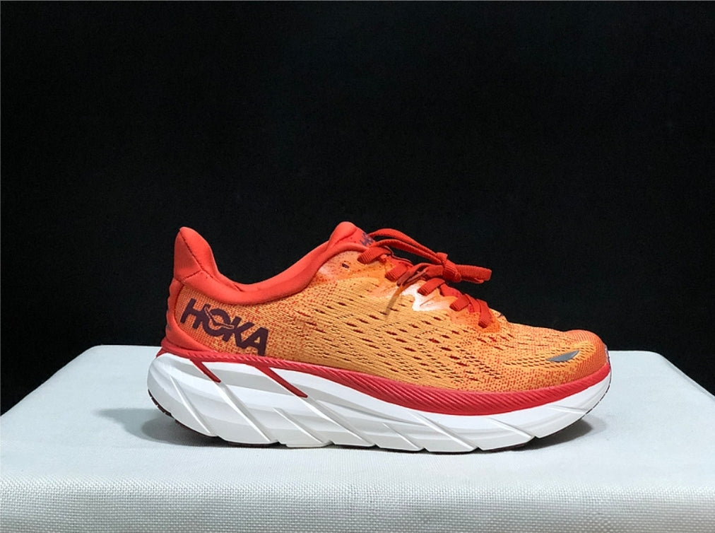 Hoka One One Bondi 8