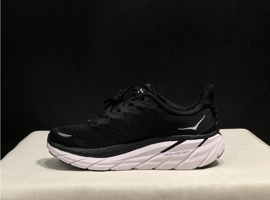 Hoka One One Bondi 8