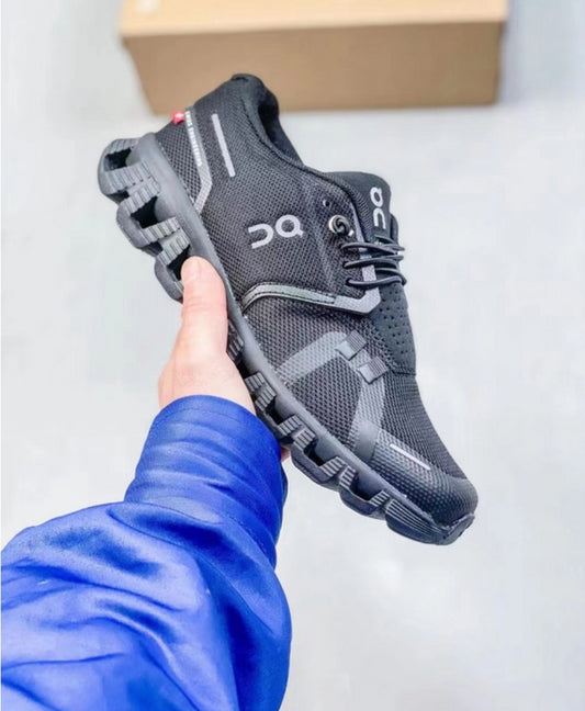 Hoka 2023