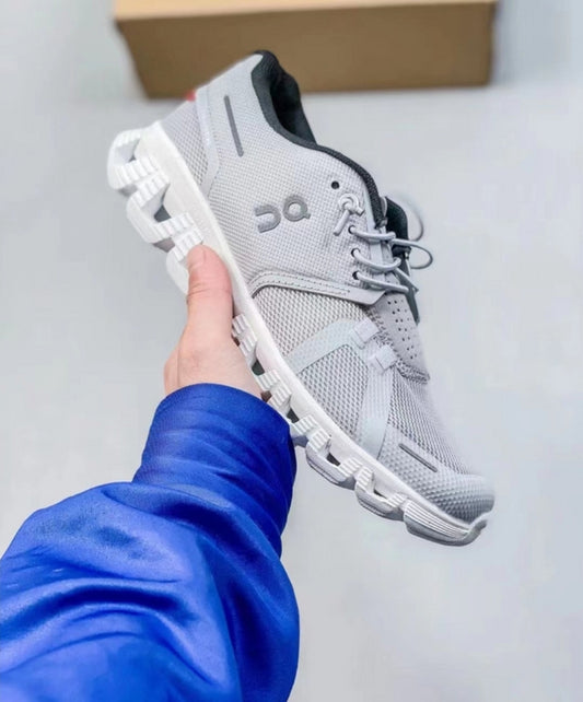 Hoka 2023