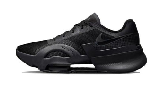 Les baskets Nike Air Zoom combinent style et performance, offrant une expérience unique. Leur design élégant. Pas cher. Le moins Cher.