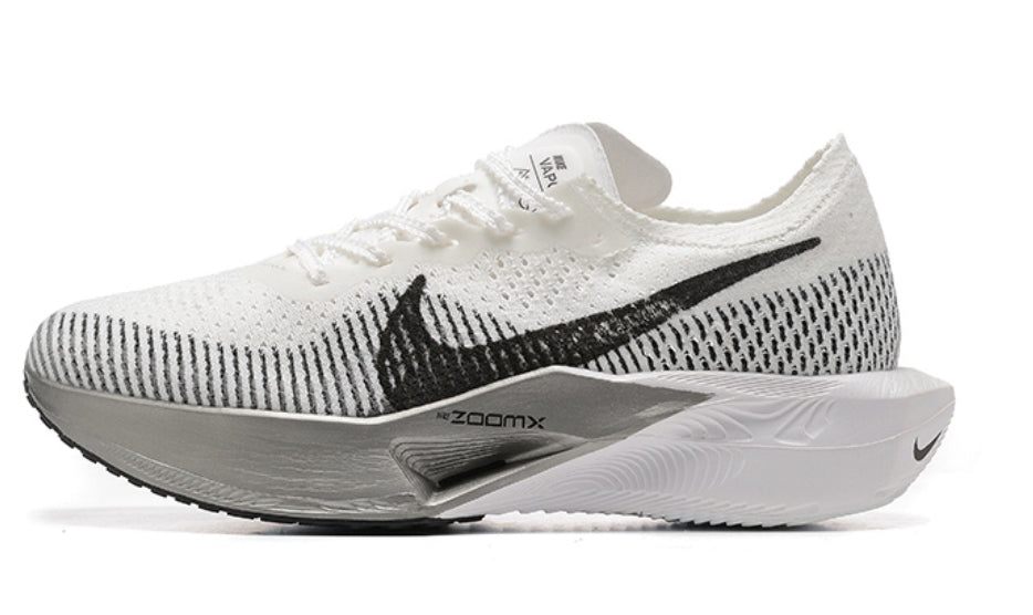Les baskets Nike Air Zoom combinent style et performance, offrant une expérience unique. Leur design élégant. Pas cher. Le moins Cher.