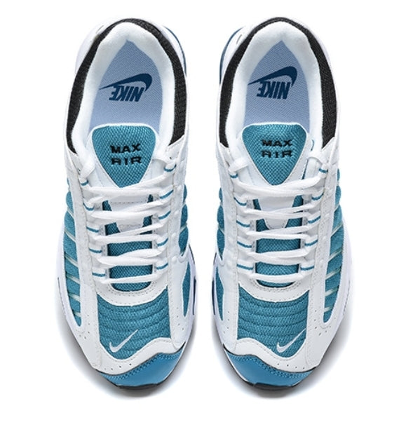 Les baskets Nike Air Max Tailwind 4 offrent un style emblématique et une performance exceptionnelle.

 leur design audacieux. Pas Cher. Le moins cher.