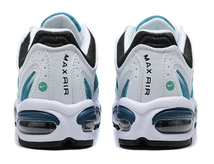 Les baskets Nike Air Max Tailwind 4 offrent un style emblématique et une performance exceptionnelle.

 leur design audacieux. Pas Cher. Le moins cher.