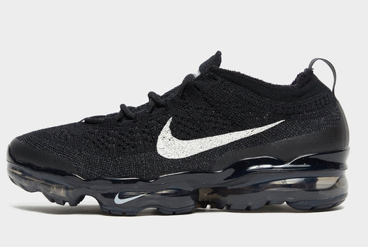 Les baskets Nike Vapormax 2023 . Leur design épuré et innovant attire l'attention de tous. Pas cher.le moins cher. Innovation