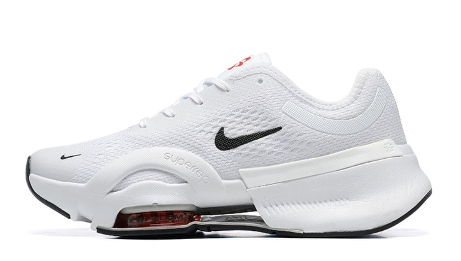 Les baskets Nike Air Zoom combinent style et performance, offrant une expérience unique. Leur design élégant. Pas cher. Le moins Cher.