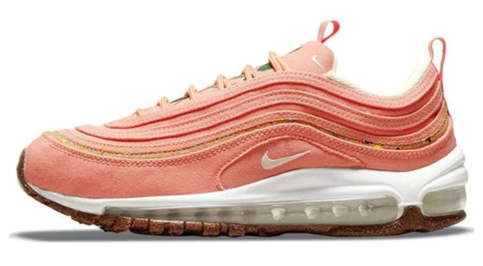 Les baskets Nike Air Max 97 sont synonymes de style emblématique et de confort absolu. Leur design ondulé distinctif.pas cher. Le moins cher. 