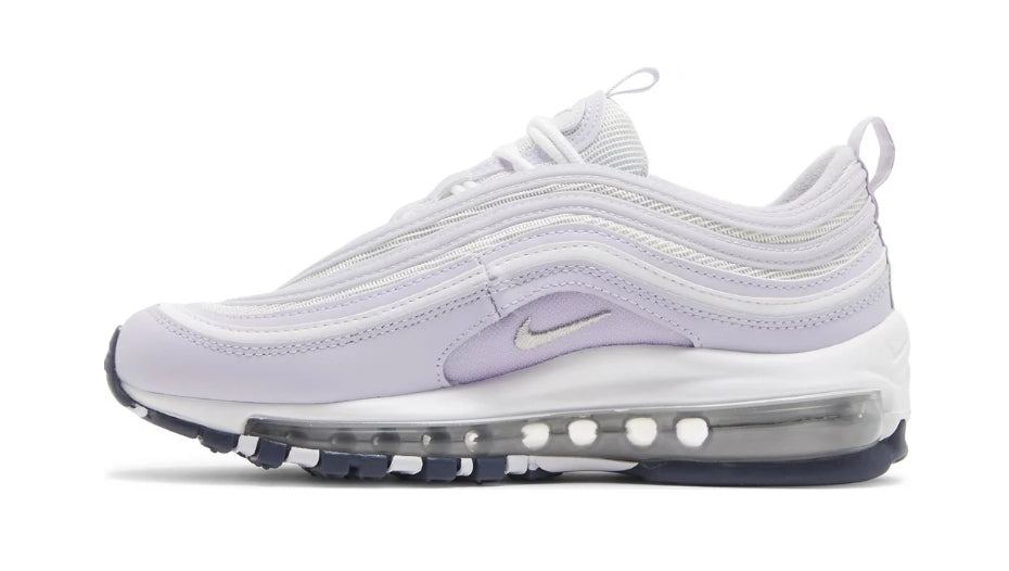 Les baskets Nike Air Max 97 sont synonymes de style emblématique et de confort absolu. Leur design ondulé distinctif.pas cher. Le moins cher. 