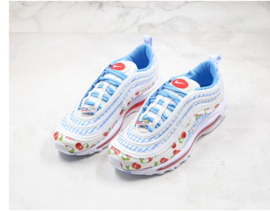 Les baskets Nike Air Max 97 sont synonymes de style emblématique et de confort absolu. Leur design ondulé distinctif.pas cher. Le moins cher. 