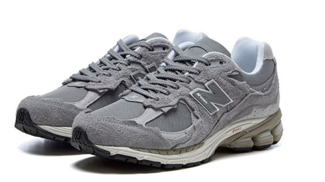 Les baskets New Balance allient style et confort. Leur design classique et leurs matériaux de haute qualité en font un choix idéal pour les amateurs de sneakers.pas cher. Le moins cher.