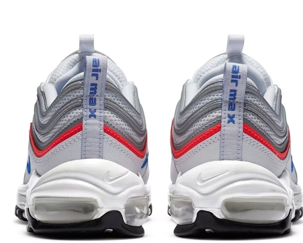 Baskets Nike Air Max 97
Metallic Silver Flash Crimson Racer Blue