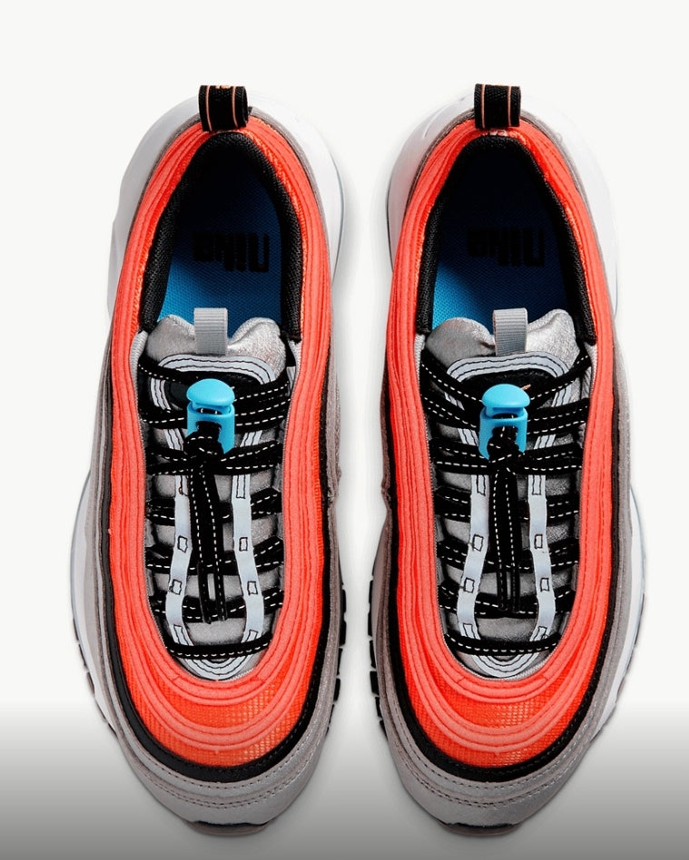 Les baskets Nike Air Max 97 sont synonymes de style emblématique et de confort absolu. Leur design ondulé distinctif.pas cher. Le moins cher. 