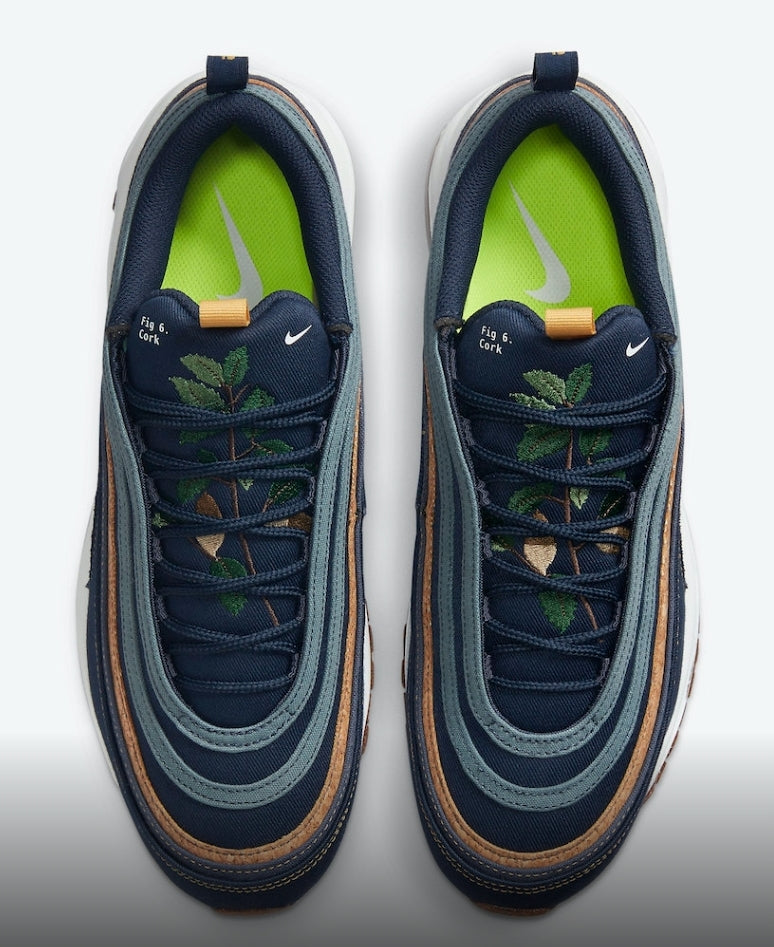 Les baskets Nike Air Max 97 sont synonymes de style emblématique et de confort absolu. Leur design ondulé distinctif.pas cher. Le moins cher. 