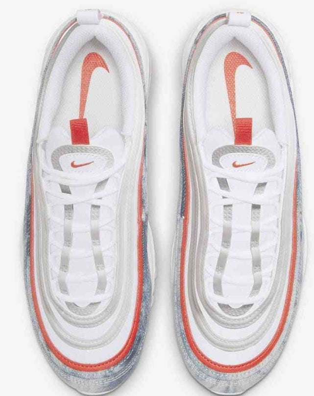 Les baskets Nike Air Max 97 sont synonymes de style emblématique et de confort absolu. Leur design ondulé distinctif.pas cher. Le moins cher. 