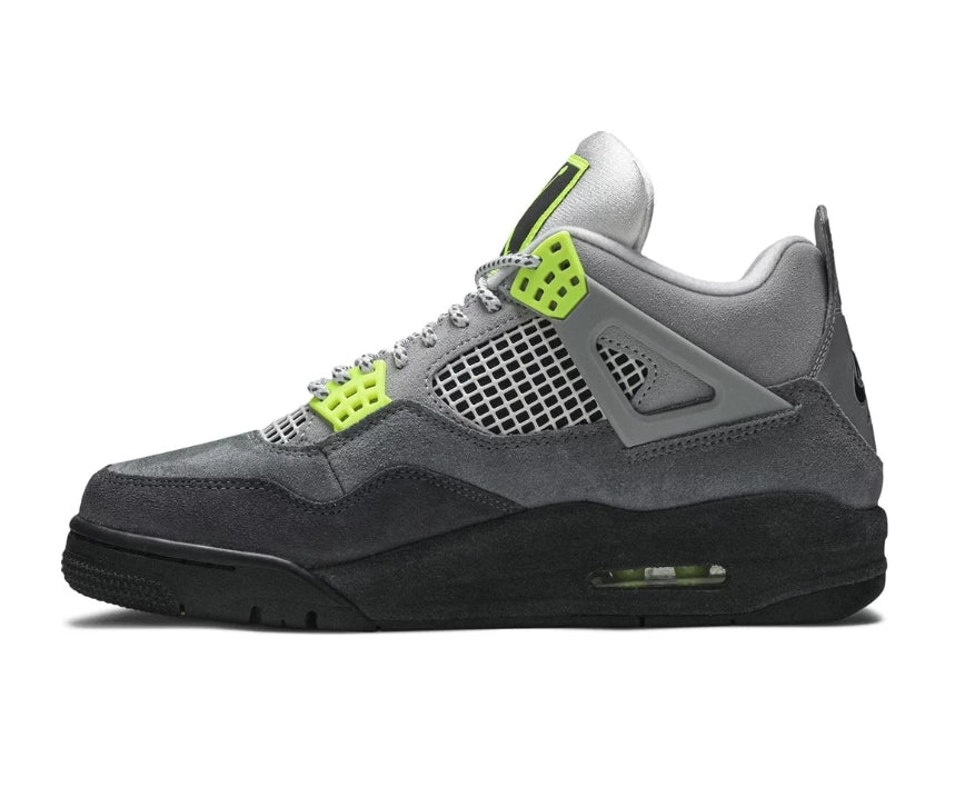  Les baskets Air Jordan 4 offrent un style iconique et une performance remarquable.

leur design distinctif pas cher. le moin cher. 