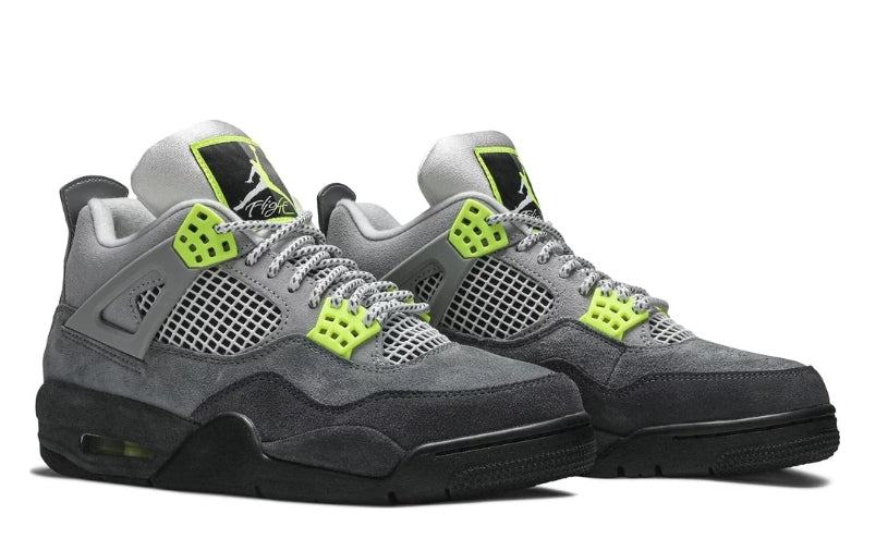  Les baskets Air Jordan 4 offrent un style iconique et une performance remarquable.

leur design distinctif pas cher. le moin cher. 