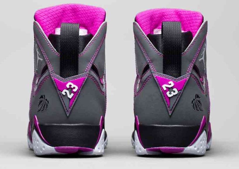 Les baskets Air Jordan 7 offrent un style iconique et une performance exceptionnelle.
  design emblématique   haute qualité. Au meilleur prix. Pas cher