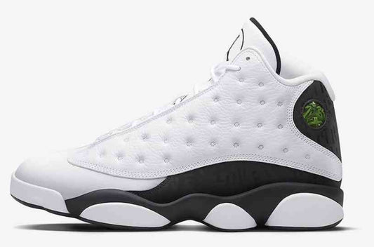Les baskets Air Jordan 13 offrent un style emblématique et une performance exceptionnelle.
 design distinctif .pas Cher. Moins cher.