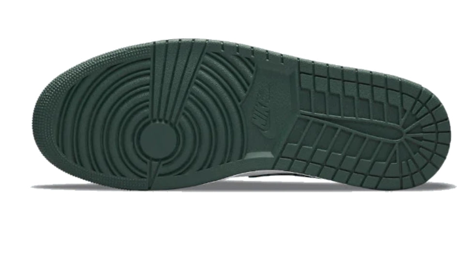 Les baskets Air Jordan 1 offrent un style iconique et une performance légendaire.

 leur design emblématique .pas cher. Le moins cher.