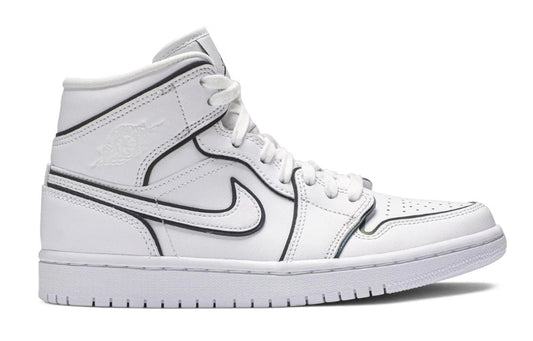 Les baskets Air Jordan 1 offrent un style iconique et une performance légendaire.

 leur design emblématique .pas cher. Le moins cher.