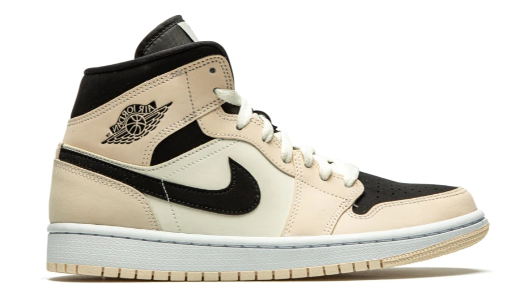 Les baskets Air Jordan 1 offrent un style iconique et une performance légendaire.

 leur design emblématique .pas cher. Le moins cher.