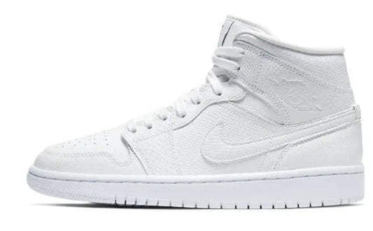 Les baskets Air Jordan 1 offrent un style iconique et une performance légendaire.
 leur design emblématique .pas cher. Le moins cher.