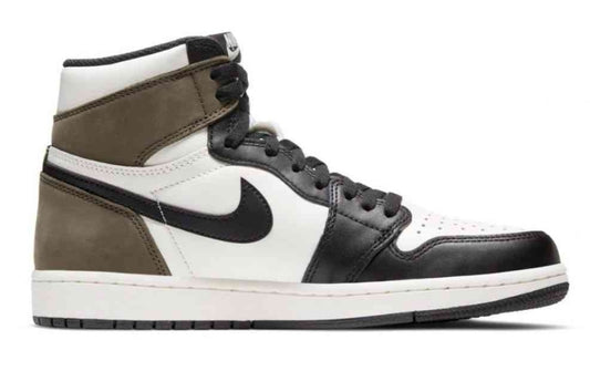 Les baskets Air Jordan 1 offrent un style iconique et une performance légendaire.
 leur design emblématique .pas cher. Le moins cher.