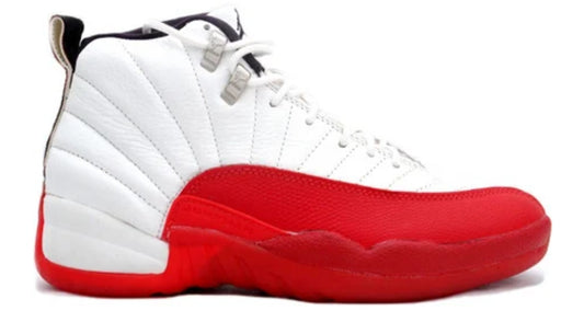Les baskets Air Jordan 12 offrent un style iconique et une performance exceptionnelle.design distinctif.pas cher.moin Cher.