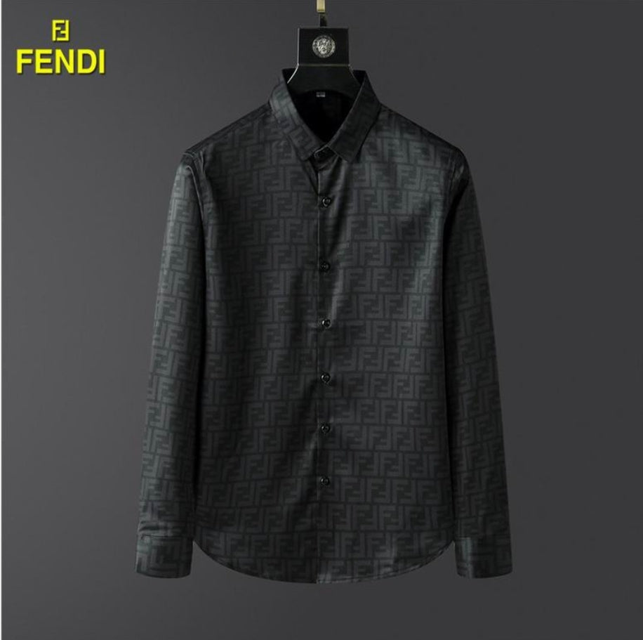 Les chemises Fendi incarnent l’élégance et le style raffiné. Avec leur design audacieux et leur qualité irréprochable, elles s’imposent comme un incontournable pour les amateurs de mode.